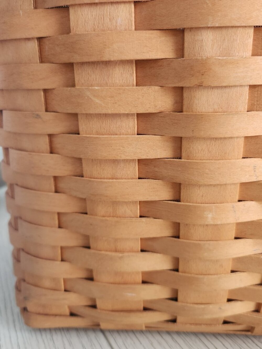 LONGABERGER- Newspaper Basket - Picture 15 of 16